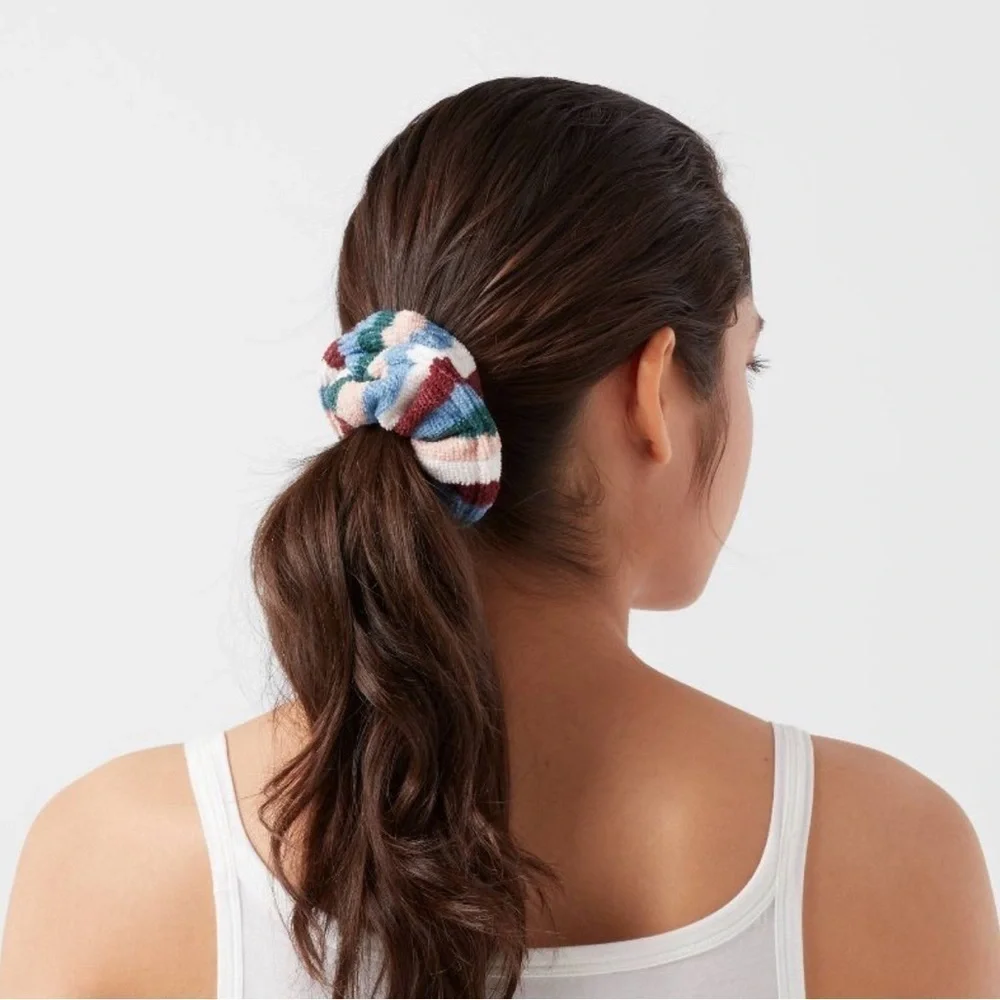 4 pk Hair Drying Microfiber Towel Twisters  - Hair Ties - BRAND NEW